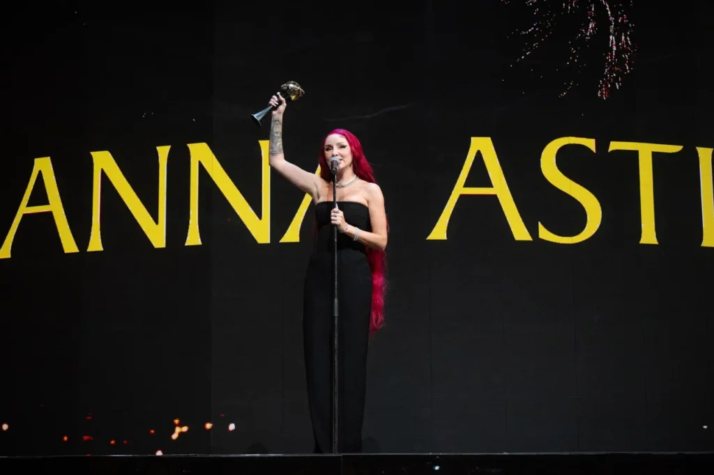 Алексей Воробьев и Алсу станут ведущими премии ЖАРА MUSIC AWARDS 2025