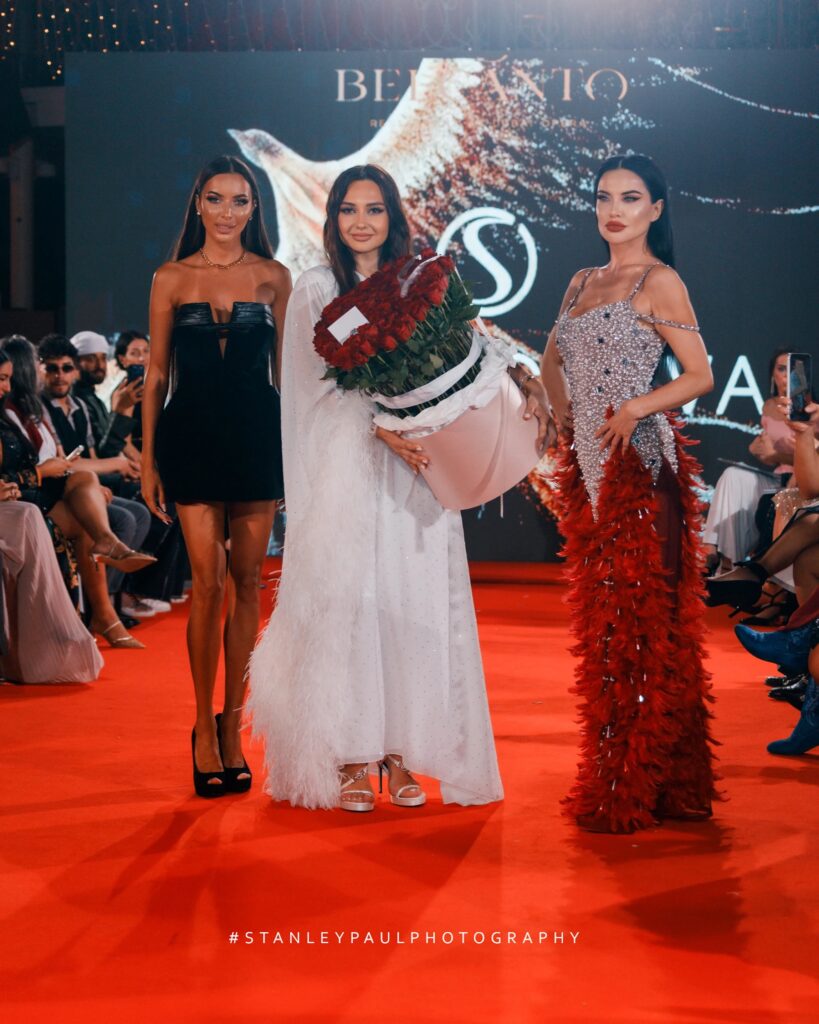 Как прошла премия DUBAI INTERNATIONAL PEOPLE’S AWARDS 2026 и показ от STOPYCHEVA в самом сердце Дубая.